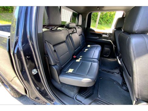 Used 2024 GMC Sierra 1500 Denali AWD/4WD image 26