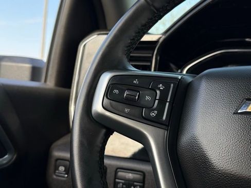 Used 2025 Chevrolet Silverado 2500 LT w/ Convenience Package image 10
