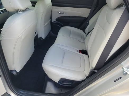 Used 2025 Hyundai Tucson SEL FWD image 14