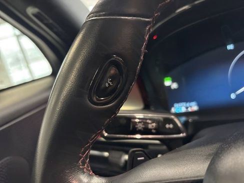 Used 2023 Lincoln Corsair Reserve w/ Rear Removable Package Tray AWD/4WD image 33