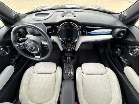 Used 2024 MINI Cooper SE image 14