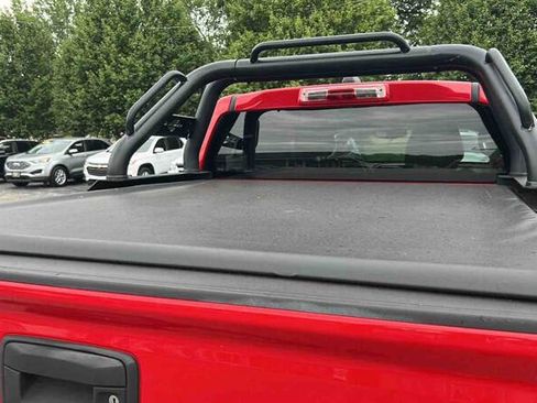Used 2019 Chevrolet Colorado W/T w/ Custom Special Edition AWD/4WD image 12
