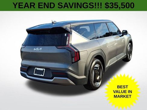 Used 2024 Kia EV9 Light image 7