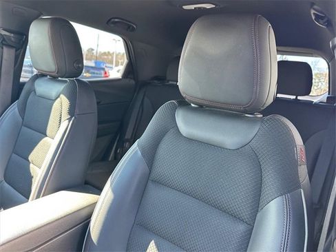 Used 2021 Chevrolet TrailBlazer RS image 16