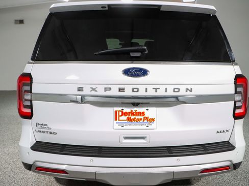Used 2024 Ford Expedition Max Limited image 8