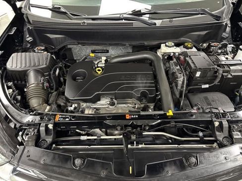 Used 2023 Chevrolet Equinox Premier w/ LPO, Cargo Package FWD image 29