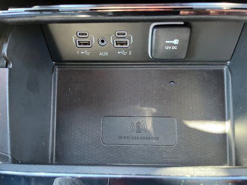 Used 2023 Jeep Grand Cherokee Altitude image 22