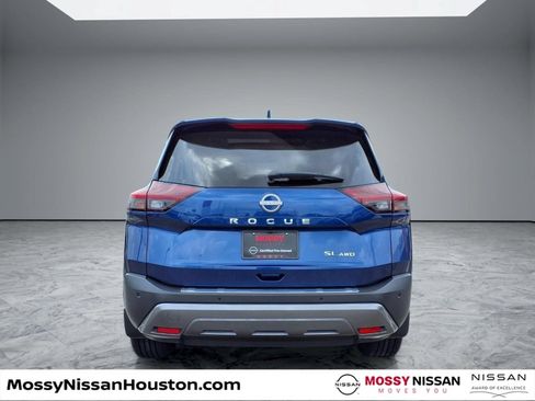 Used 2023 Nissan Rogue SL w/ SL Premium Package AWD/4WD image 6
