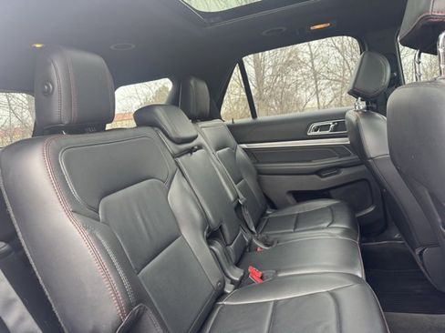 Used 2017 Ford Explorer Sport w/ Equipment Group 401A image 32