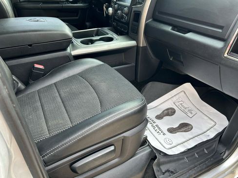 Used 2016 RAM 1500 Sport image 12