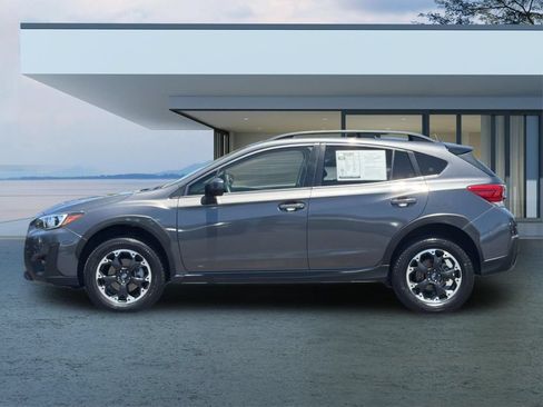 Used 2021 Subaru Crosstrek 2.0i Premium w/ Moonroof Package AWD/4WD image 7
