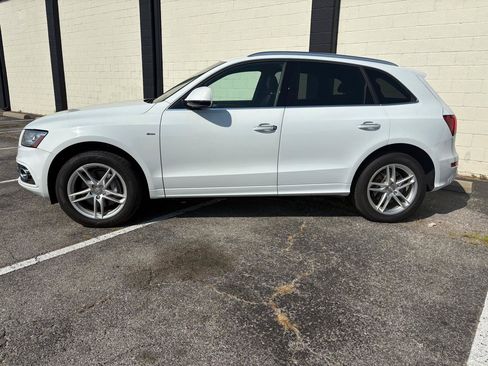 Used 2017 Audi Q5 3.0T Premium Plus AWD/4WD image 2
