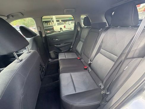 Used 2024 Nissan Rogue SV image 21