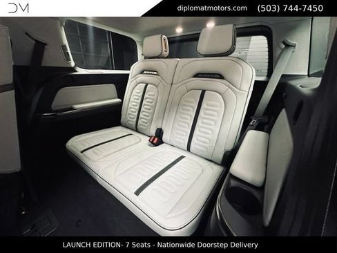 Used 2023 Rivian R1S Launch Edition AWD/4WD image 27