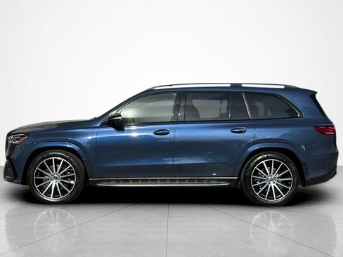 Used 2026 Mercedes-Benz GLS 450 4MATIC image 2