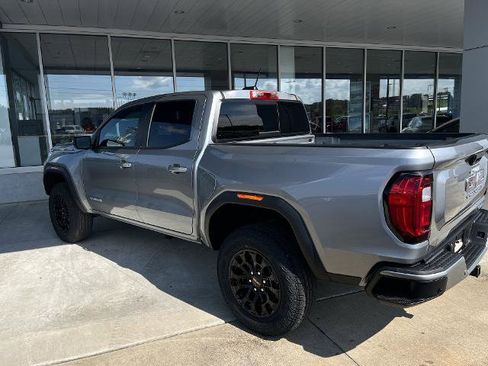 New 2026 GMC Canyon Elevation w/ Convenience Package image 4