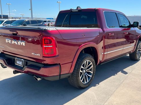 Used 2025 RAM 1500 Limited AWD/4WD image 5