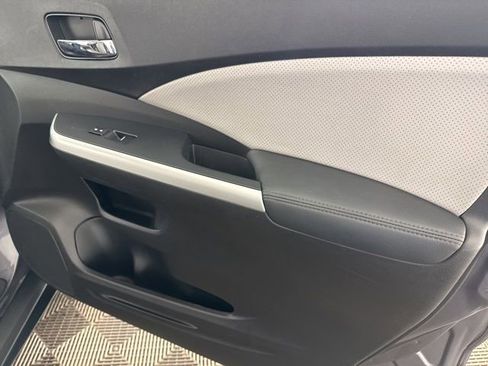 Used 2015 Honda CR-V Touring image 30