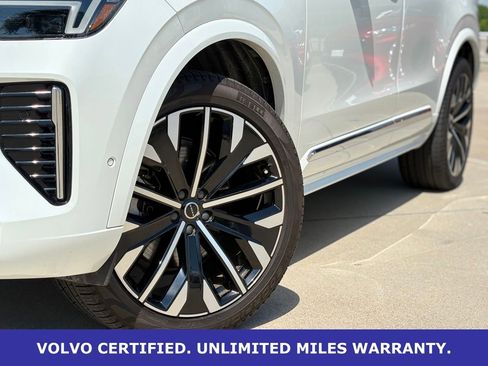 Certified 2025 Volvo XC90 B6 Plus AWD/4WD image 11