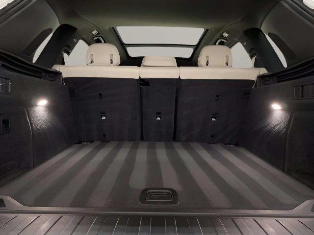 Used 2020 BMW X5 sDrive40i w/ M Sport Package RWD image 86