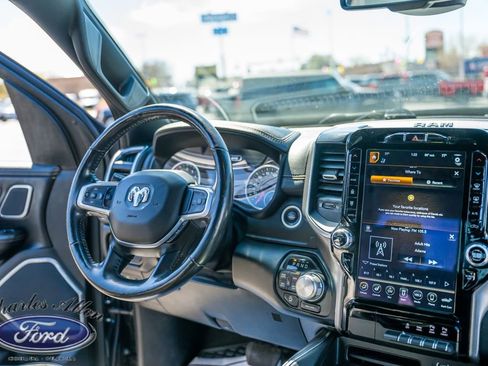 Used 2020 RAM 1500 Laramie image 15