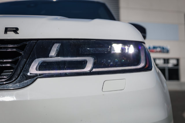 Used 2020 Land Rover Range Rover Sport HST AWD/4WD image 11