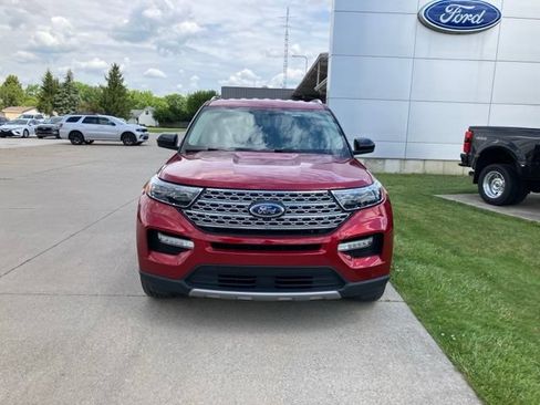 Used 2023 Ford Explorer Limited AWD/4WD image 8