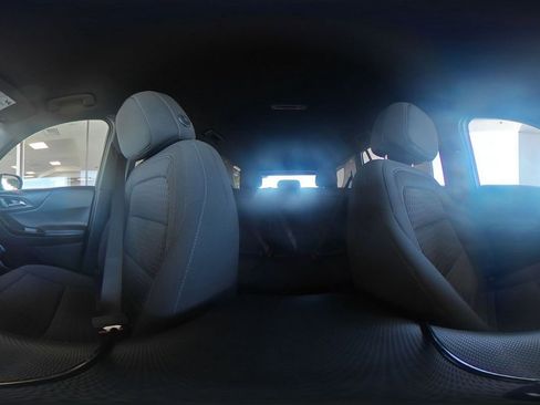 Used 2025 Chevrolet Equinox LT image 42