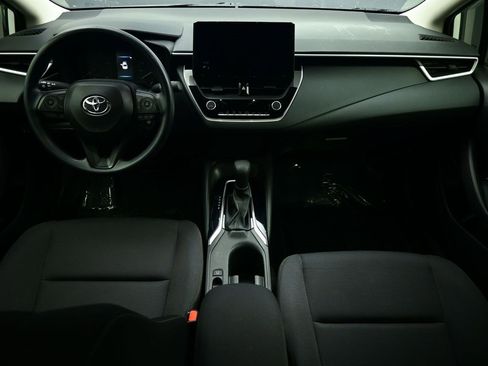 Used 2024 Toyota Corolla LE image 4