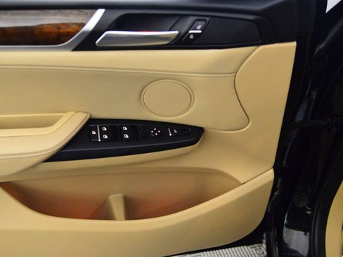 Used 2016 BMW X3 xDrive28i image 9