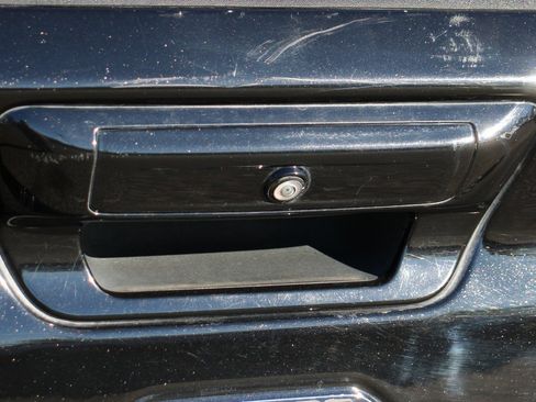 Used 2019 RAM 1500 Laramie image 49