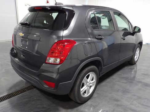 Used 2019 Chevrolet Trax LS image 5