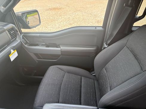 Used 2025 Ford F150 XLT w/ Equipment Group 302A MID AWD/4WD image 23