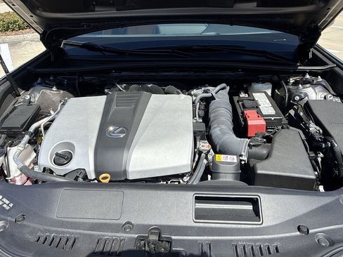 Used 2025 Lexus ES 350 w/ Premium Package image 14