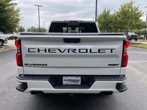 Used 2024 Chevrolet Silverado 1500 RST w/ Redline Edition AWD/4WD image 8