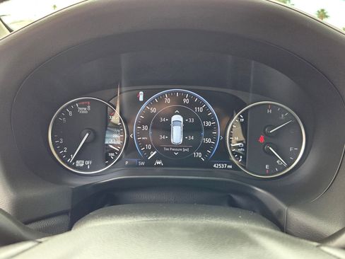 Used 2022 Buick Enclave Avenir w/ Avenir Technology Package image 12