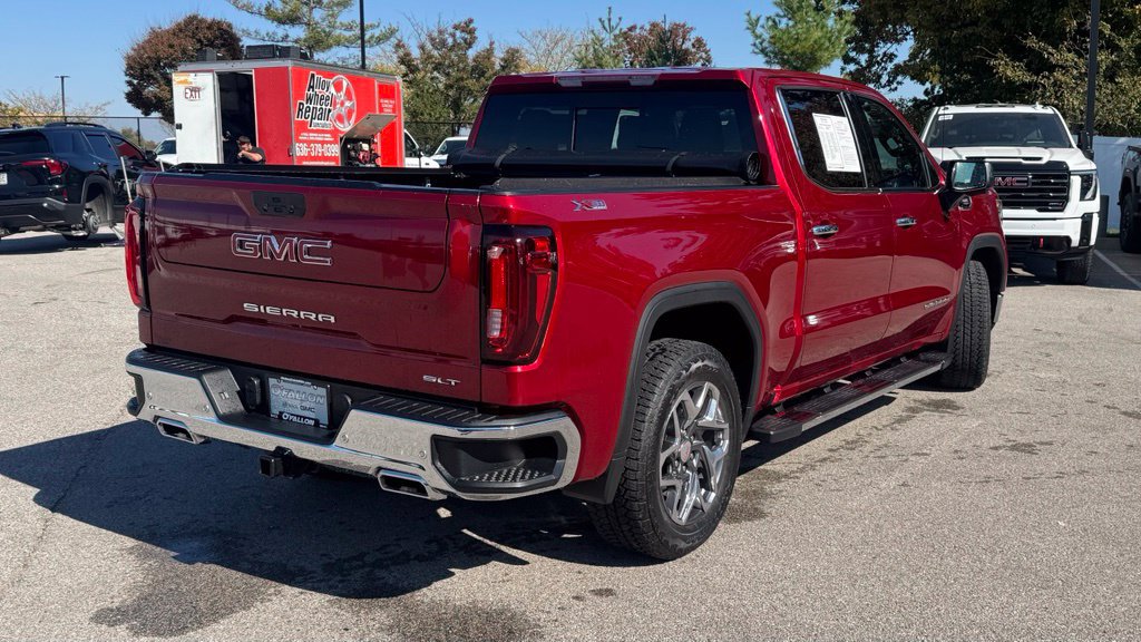 Used 2022 GMC Sierra 1500 SLT w/ SLT Premium Plus Package AWD/4WD image 2