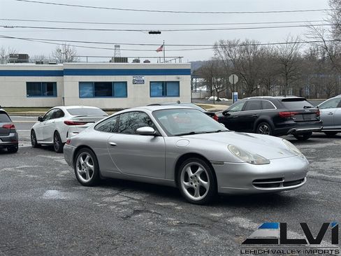 Used 2001 Porsche 911 Carrera 4 image 6