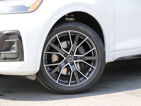 Used 2024 Audi SQ5 Premium Plus AWD/4WD image 2