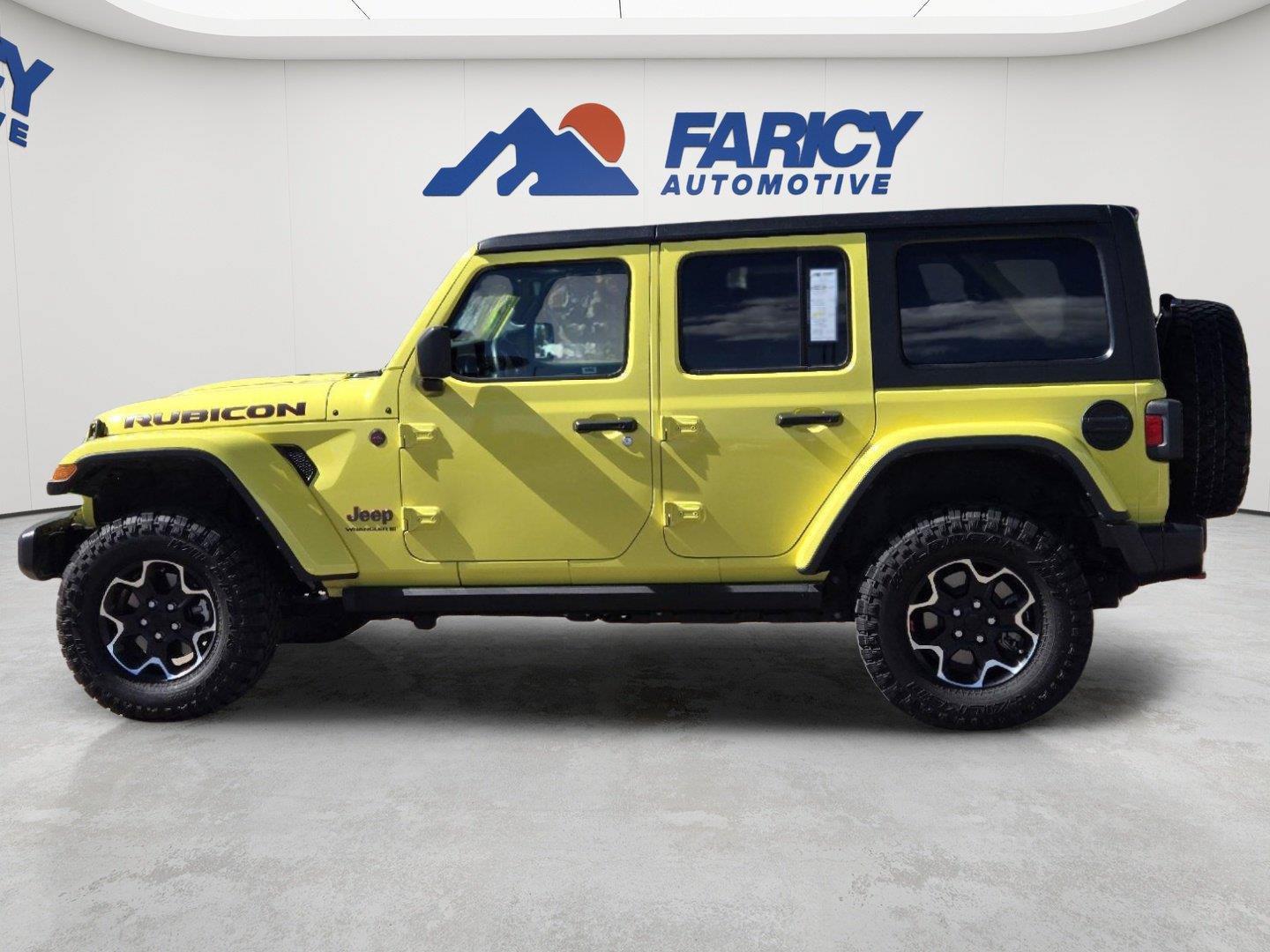 Used 2023 Jeep Wrangler Unlimited Rubicon w/ Cold Weather Group AWD/4WD image 9