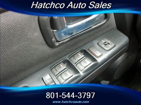 Used 2011 Chevrolet Colorado LT image 18