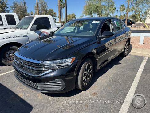 Used 2024 Volkswagen Jetta S FWD image 5