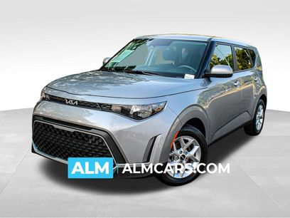 Used 2025 Kia Soul LX w/ LX Technology Package