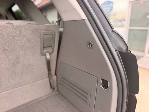 Used 2014 GMC Acadia SLE FWD image 27