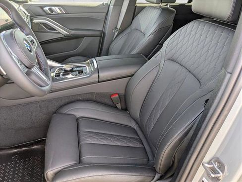 New 2026 BMW X6 M60i image 4
