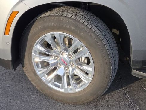 Used 2025 GMC Yukon Denali image 28