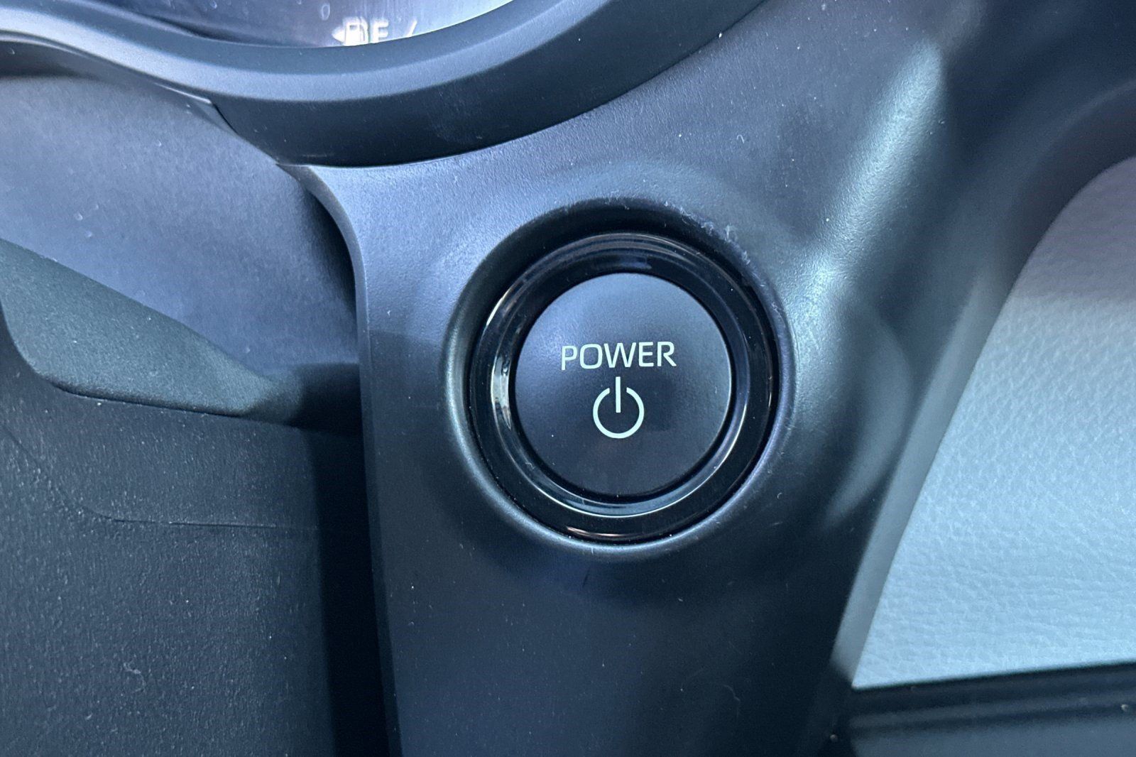 Used 2026 Toyota Sienna XLE FWD image 16