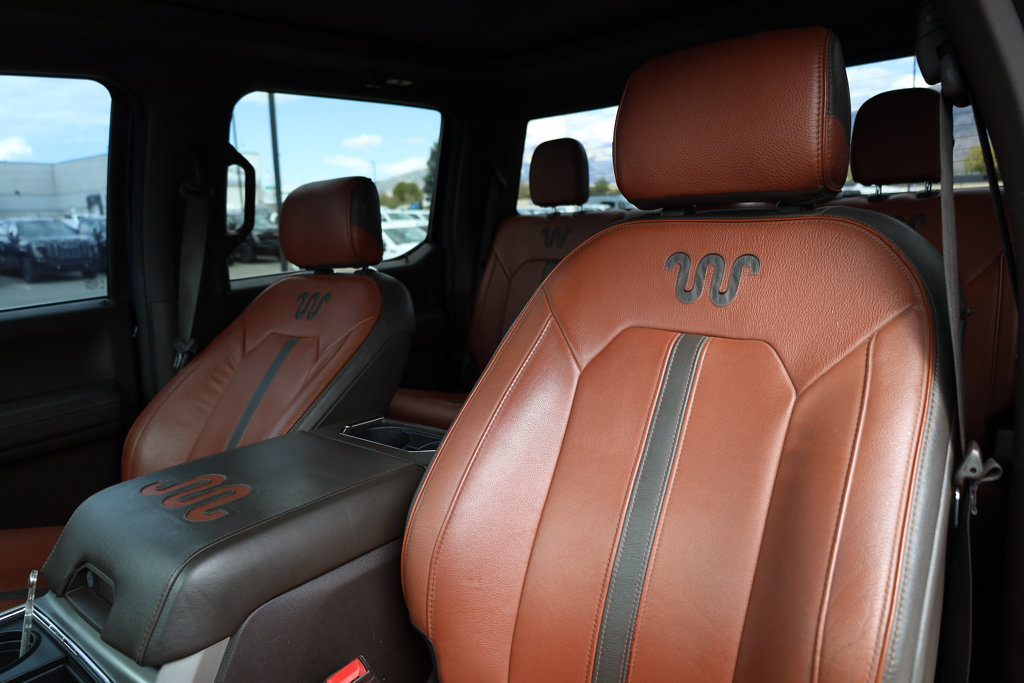 Used 2018 Ford F350 King Ranch w/ King Ranch Ultimate Package AWD/4WD image 17