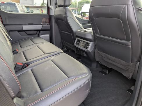 Used 2024 Ford F250 Lariat w/ Lariat Ultimate Package AWD/4WD image 15
