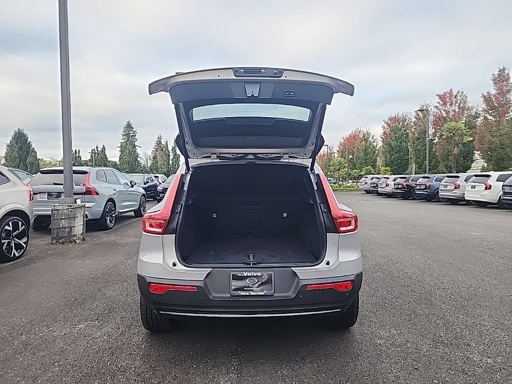 Certified 2023 Volvo XC40 Recharge Plus AWD/4WD image 16